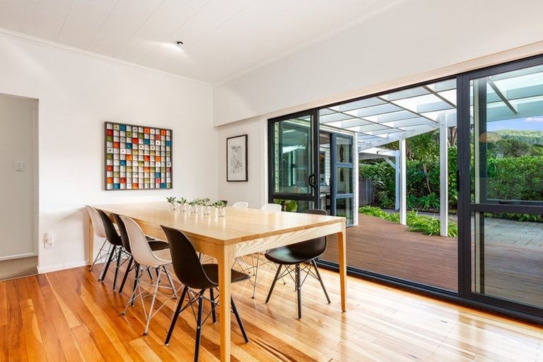 Photo of property in 15 Foster Crescent, Belmont, Lower Hutt, 5010