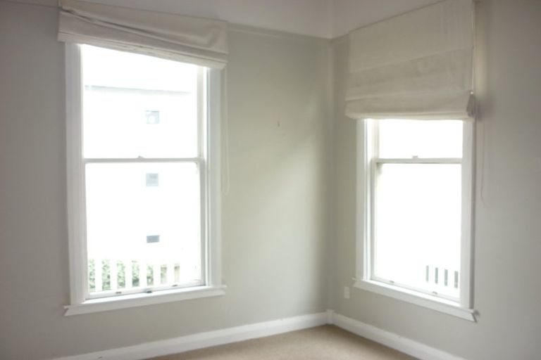 Photo of property in 8 Davis Street, Thorndon, Wellington, 6011