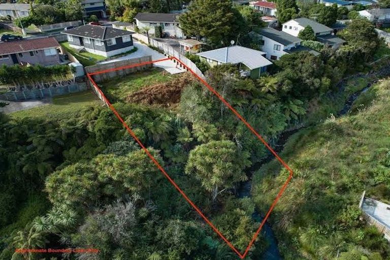 Photo of property in 39a Flaxdale Street, Birkdale, Auckland, 0626