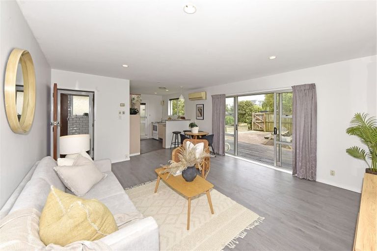 Photo of property in 64 Wildberry Street, Woolston, Christchurch, 8023