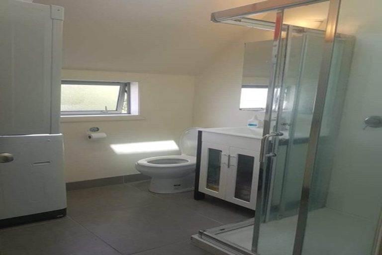 Photo of property in 11a Kopiko Way, Brooklyn, Wellington, 6021