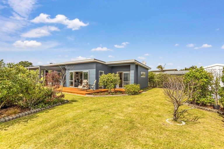 Photo of property in 337 Harbour Drive East, Matarangi, Whitianga, 3592