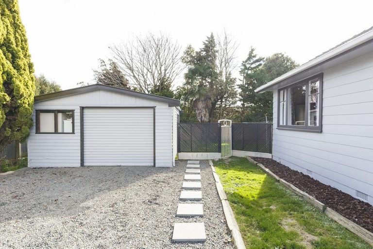 Photo of property in 29 Benmore Avenue, Cloverlea, Palmerston North, 4412