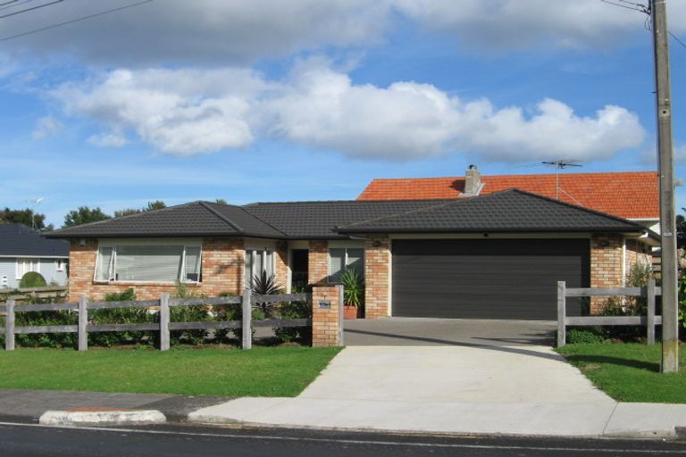 Photo of property in 71 Wharf Road, Te Atatu Peninsula, Auckland, 0610