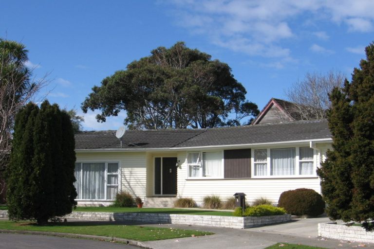 Photo of property in 8 Kapiti Place, Awapuni, Palmerston North, 4412