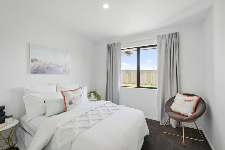 Photo of property in 57 Northmoor Boulevard, Rolleston, 7615