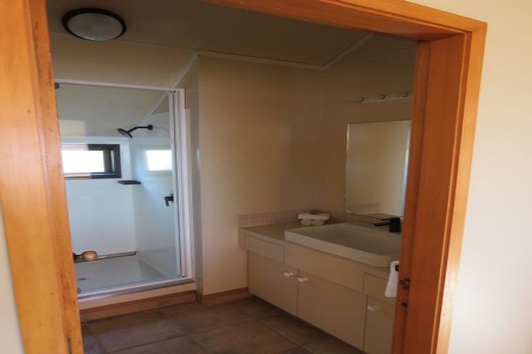 Photo of property in 4/88 Pukawa Road, Pukawa Bay, Turangi, 3381