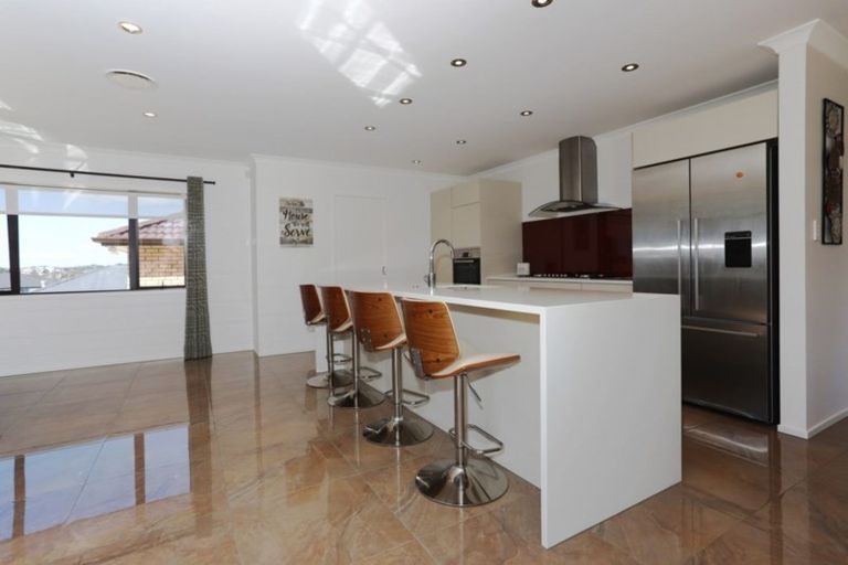 Photo of property in 68 Manuel Road, Silverdale, 0932