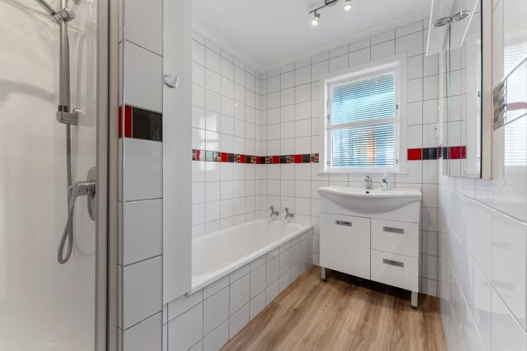 Photo of property in 2 Keith Elliott Street, Feilding, 4702