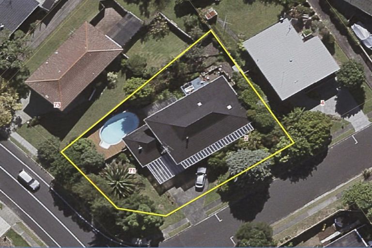 Photo of property in 2 Montclair Rise, Browns Bay, Auckland, 0630