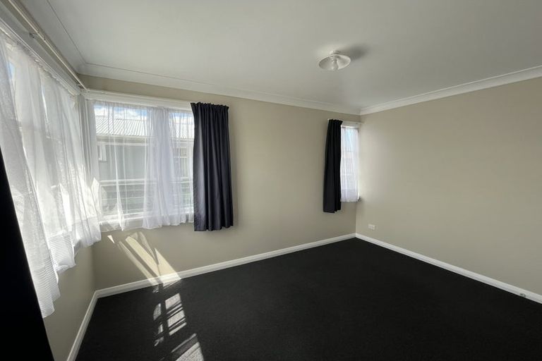 Photo of property in 83 Rangiora Avenue, Roslyn, Palmerston North, 4414