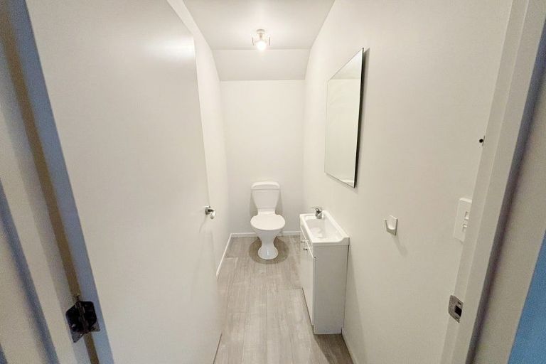 Photo of property in 156 Edgeware Road, Edgeware, Christchurch, 8013