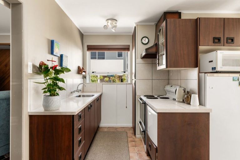 Photo of property in 21 Gordon Road, Mount Maunganui, 3116