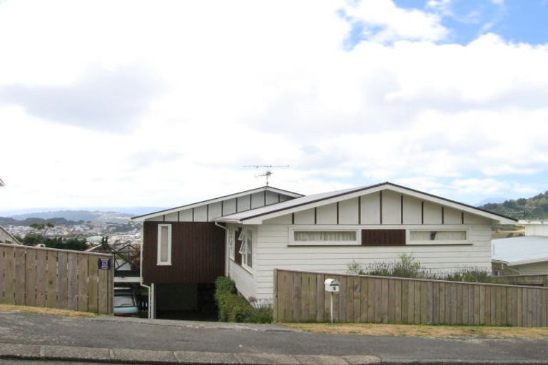 Photo of property in 5 Breton Grove, Kingston, Wellington, 6021