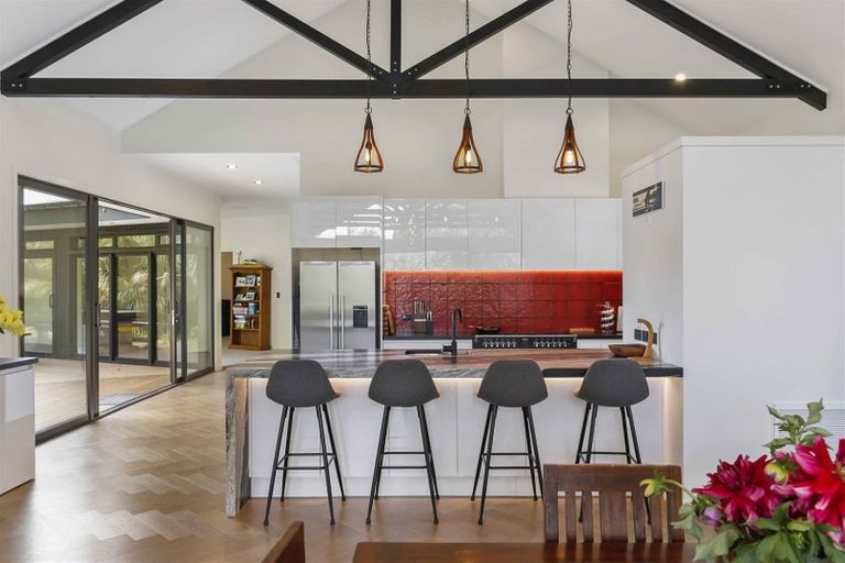 Photo of property in 123 Pinchgut Road, Kaukapakapa, 0873