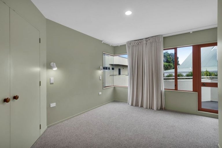 Photo of property in 2/5 Richmond Street, Fitzroy, New Plymouth, 4312