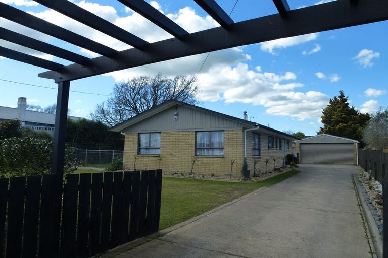Photo of property in 20 Bank Street, Morrinsville, 3300