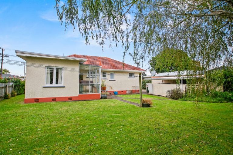 Photo of property in 155 Seaview Road, Westown, New Plymouth, 4310