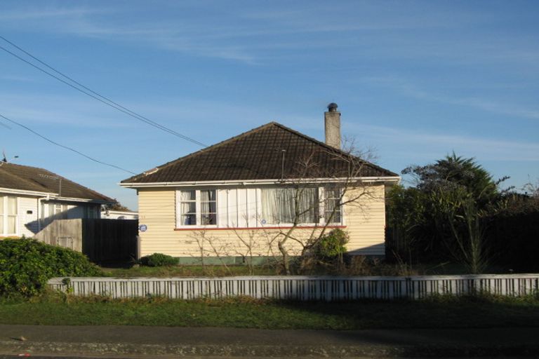 Photo of property in 77 Bower Avenue, New Brighton, Christchurch, 8083