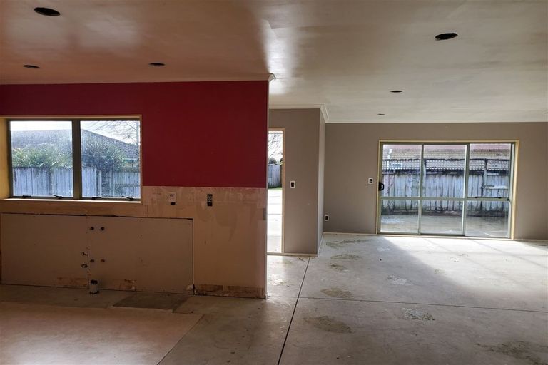 Photo of property in 8 Pono Place, Waiuku, 2123