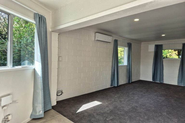 Photo of property in 15 Beeche Place, Birkdale, Auckland, 0626