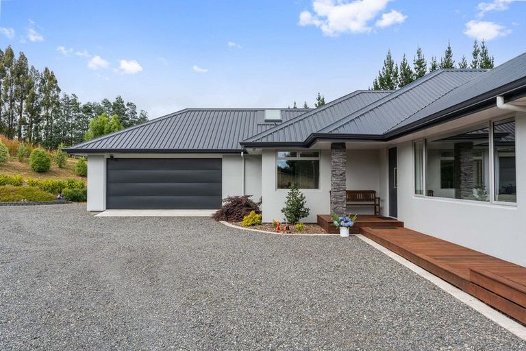 Photo of property in 117 Lees Pakaraka Road, Te Ore Ore, Masterton, 5886