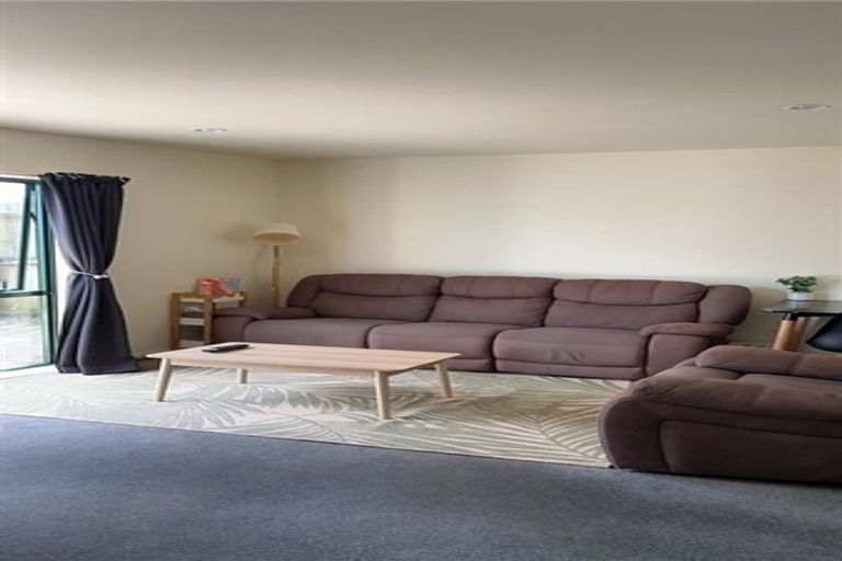 Photo of property in 59f Astley Avenue, New Lynn, Auckland, 0600