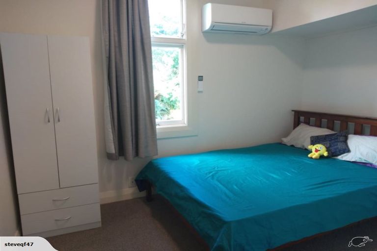 Photo of property in 24 Raroa Road, Kelburn, Wellington, 6012