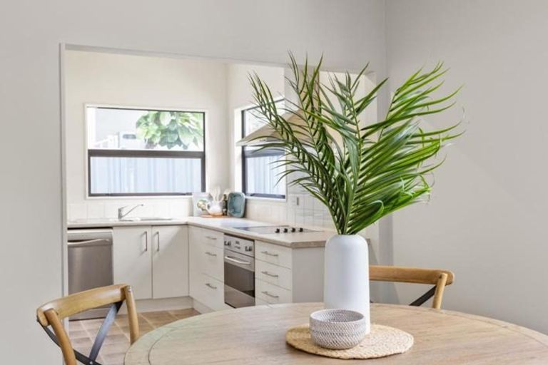 Photo of property in 153 Milton Road, Bluff Hill, Napier, 4110