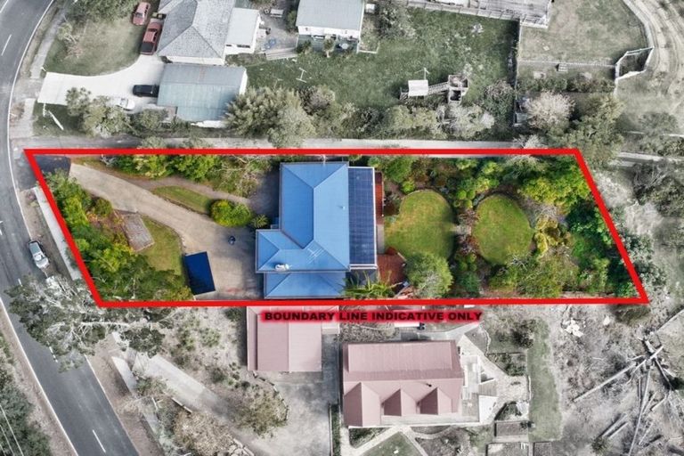 Photo of property in 315 Sturges Road, Henderson Valley, Auckland, 0612