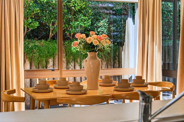 Photo of property in 4/1 Penzance Road, Mairangi Bay, Auckland, 0630