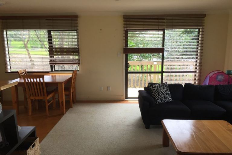 Photo of property in 19a Pisces Road, Glen Eden, Auckland, 0602