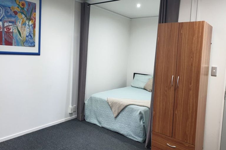 Photo of property in 21 Caversham Drive, Torbay, Auckland, 0630