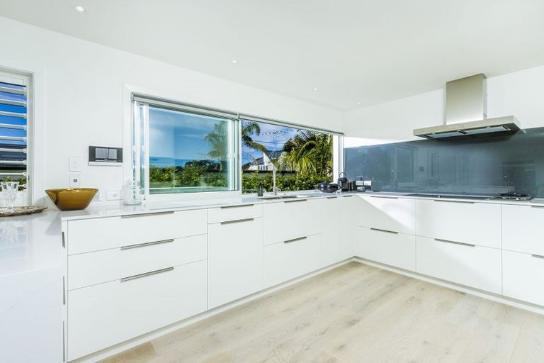 Photo of property in 15 The Strand, Takapuna, Auckland, 0622