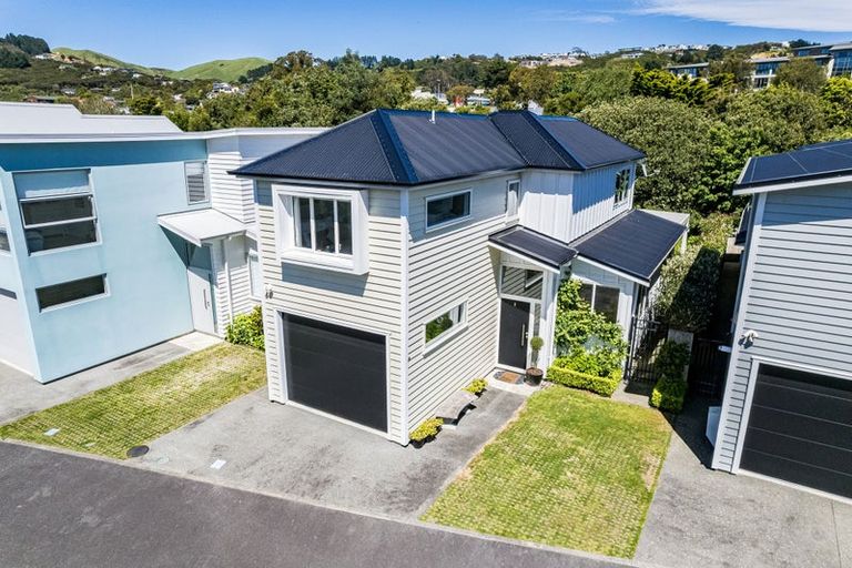 Photo of property in 20 Glide Lane, Whitby, Porirua, 5024