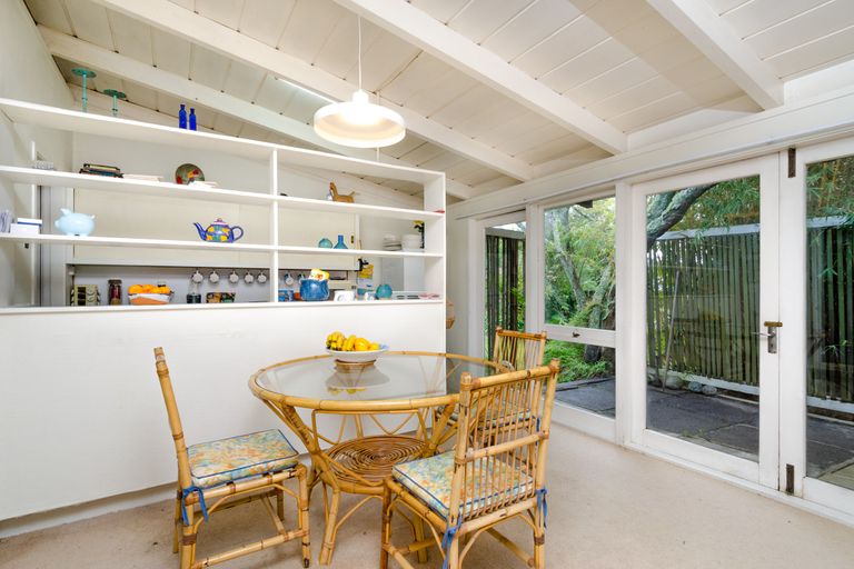 Photo of property in 64 Tiroroa Avenue, Te Atatu South, Auckland, 0610