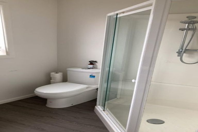 Photo of property in 17 Haslett Place, Upper Riccarton, Christchurch, 8041