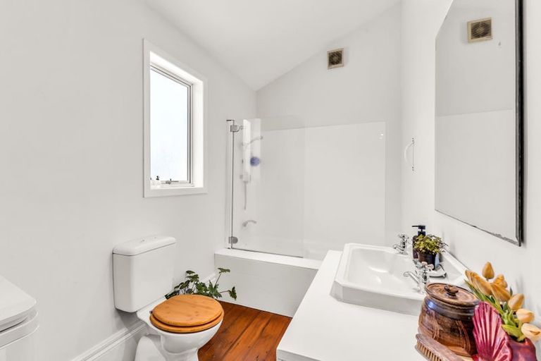 Photo of property in 12 Harris Street, Waitara, 4320