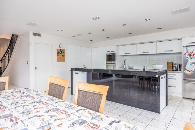 Photo of property in 1420 Whangaparaoa Road, Army Bay, Whangaparaoa, 0930