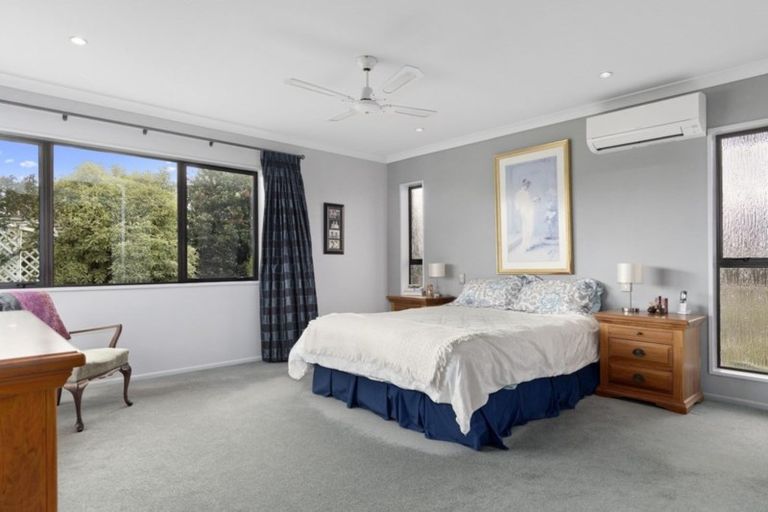 Photo of property in 63 Links View Drive, Omokoroa, 3114