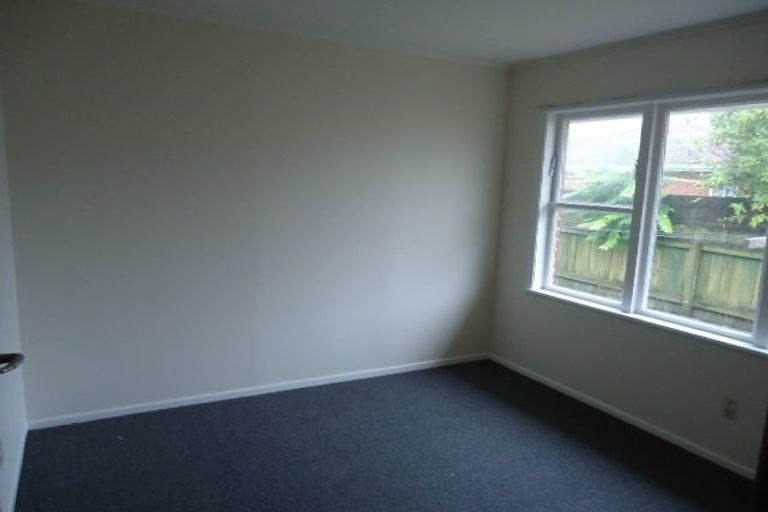 Photo of property in 1/4 Gower Street, Silverstream, Upper Hutt, 5019