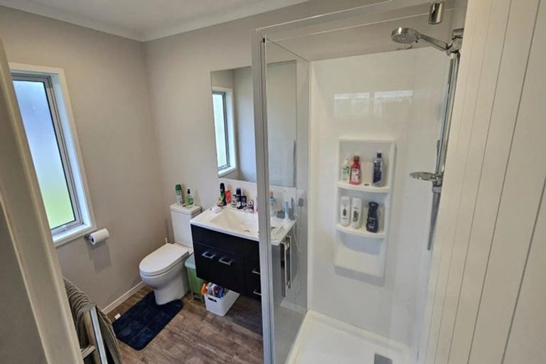 Photo of property in 10 Garrett Drive, Whalers Gate, New Plymouth, 4310