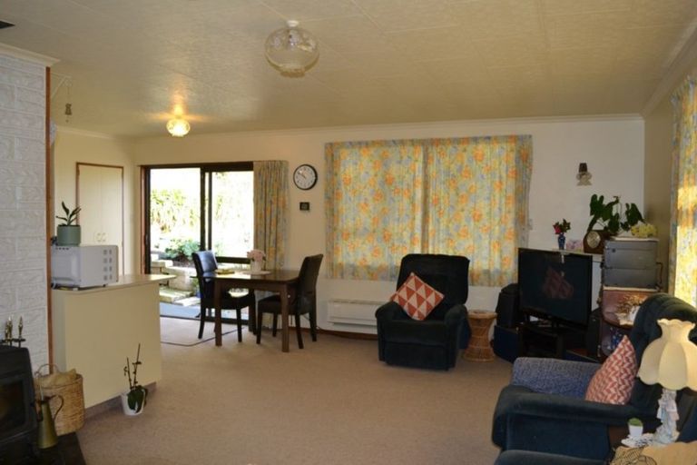Photo of property in 42 Jessop Street, South Hill, Oamaru, 9400