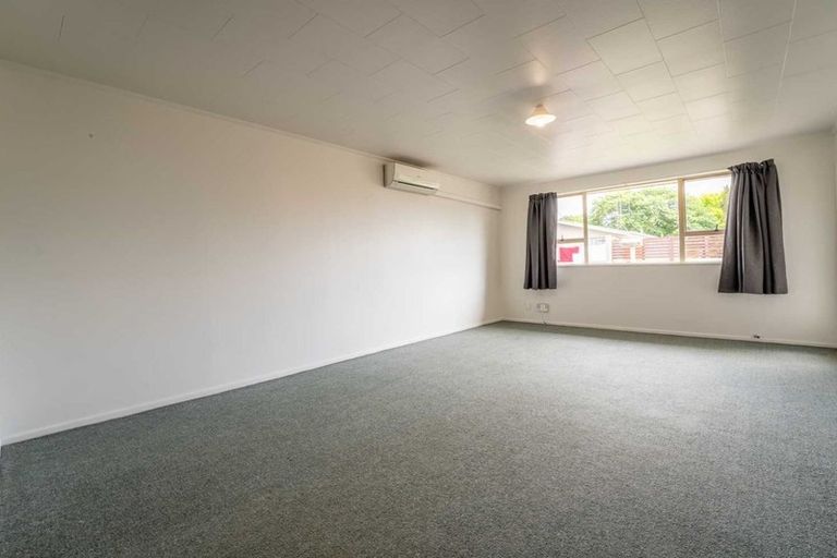 Photo of property in 2/190b North Street, West End, Timaru, 7910