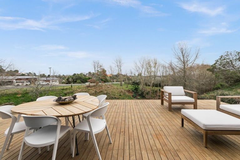 Photo of property in 105 Durham Drive, Havelock North, 4130