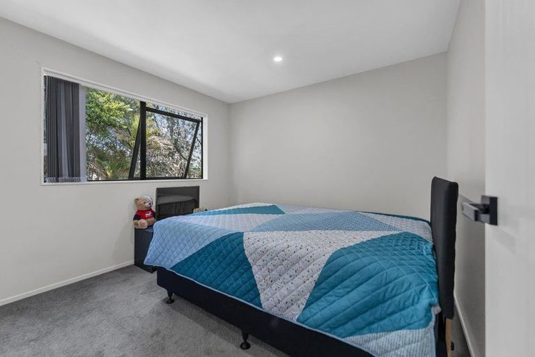 Photo of property in 13 Pumau Place, Flat Bush, Auckland, 2019