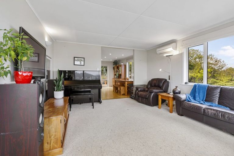 Photo of property in 51 Bedford Street, Northland, Wellington, 6012