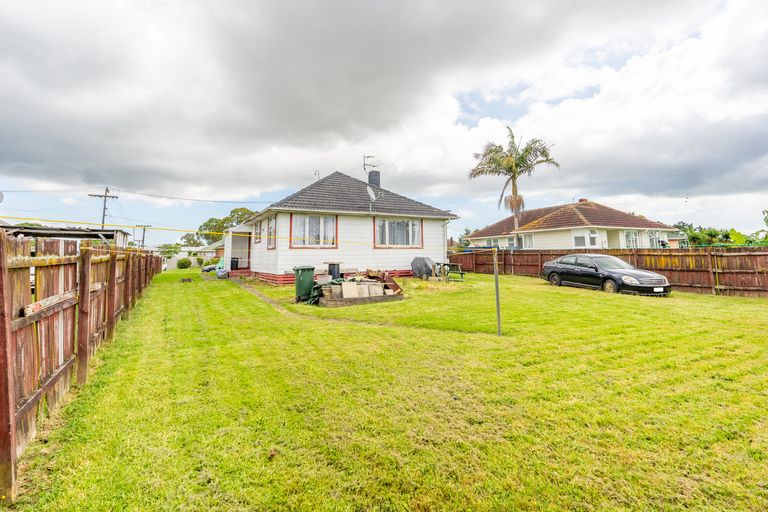 Photo of property in 16 Matamata Place, Otara, Auckland, 2023