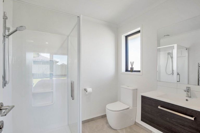 Photo of property in 6 Blackbird Way, Rolleston, 7614