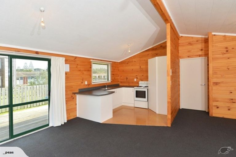Photo of property in 5 Taotahi Walk, Ruakaka, 0116